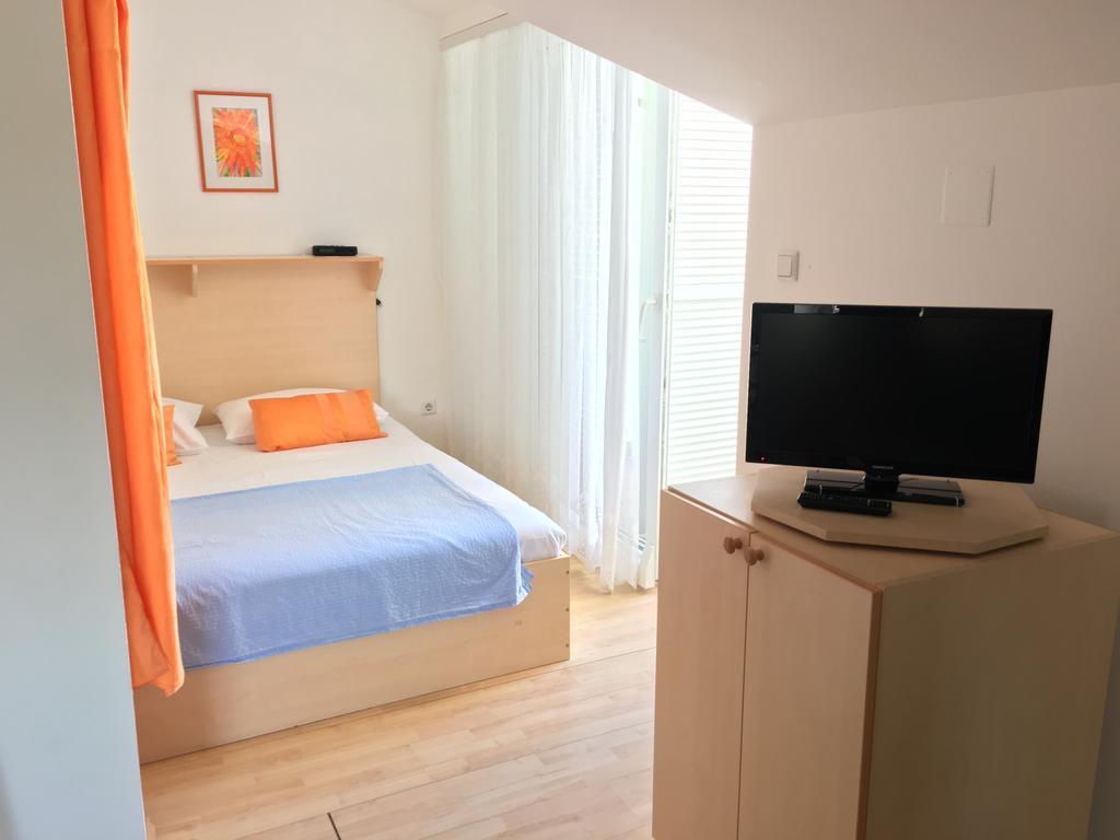 Apartments Tatjana พาก ภายนอก รูปภาพ